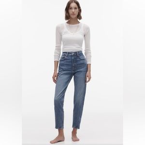 Zara TRF Mom Fit Comfort Jeans Medium Wash
